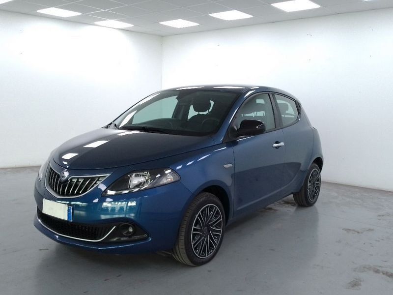 Lancia Ypsilon 2022