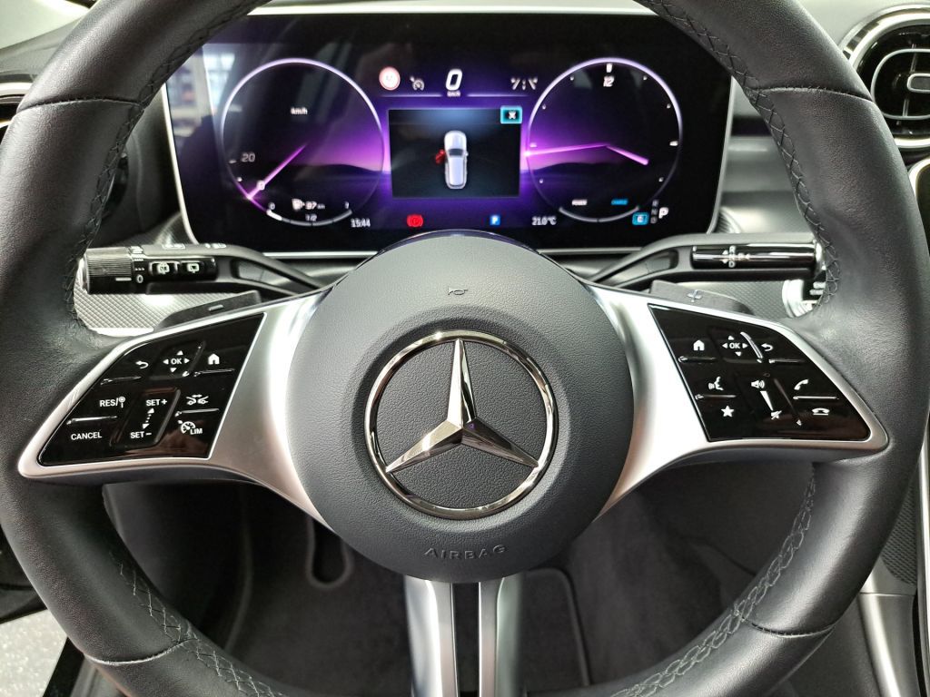 Mercedes-Benz C 200 2024