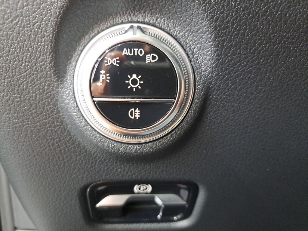 Mercedes-Benz C 200 2024