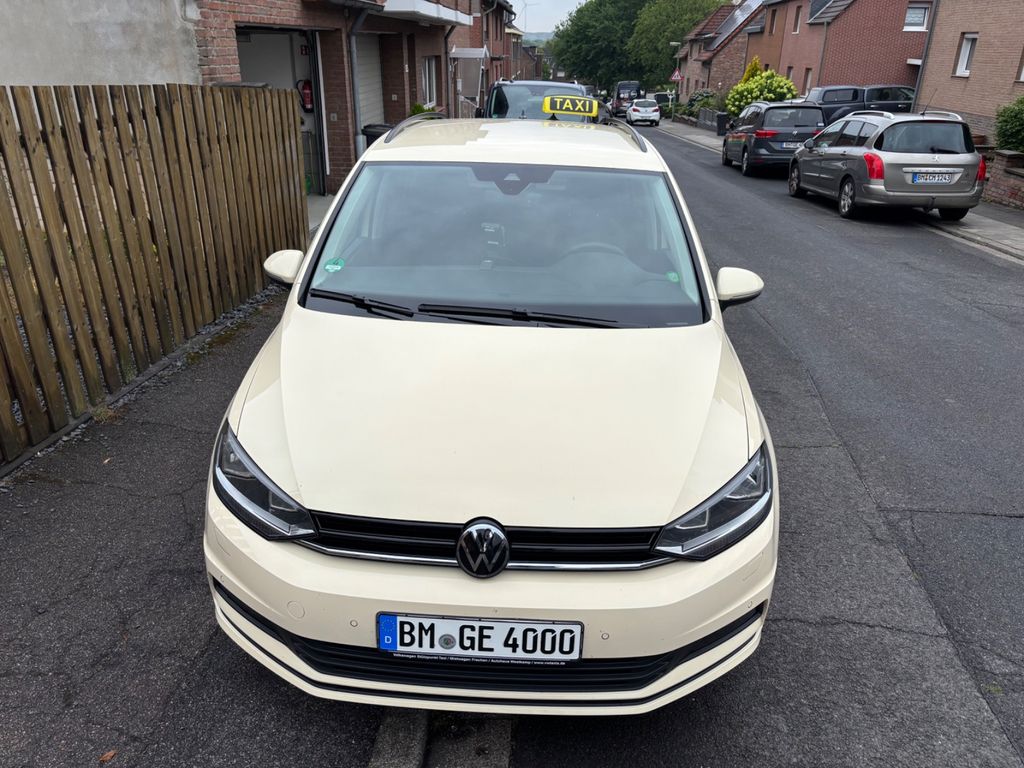 Volkswagen Touran 2024