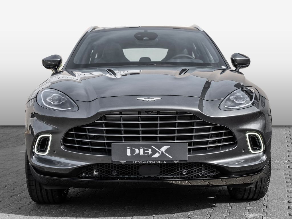 Aston Martin DBX 2025