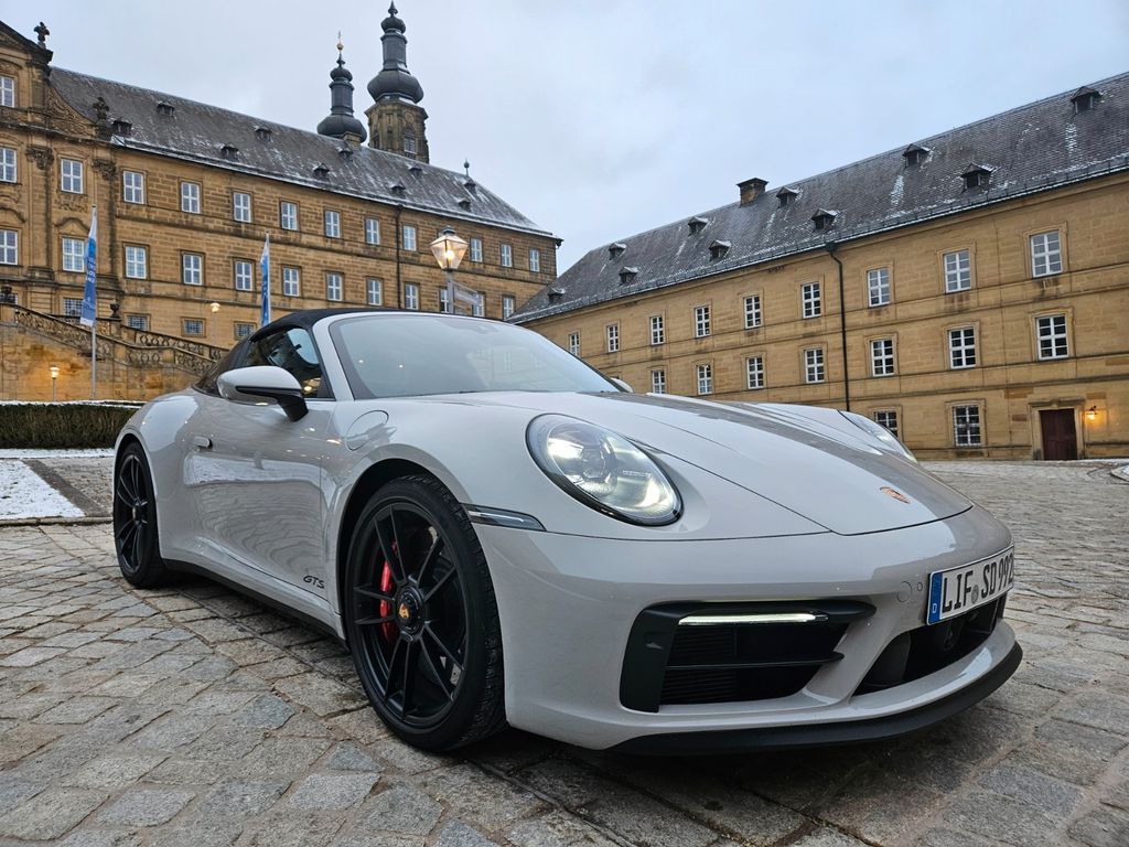 Porsche 992 2022