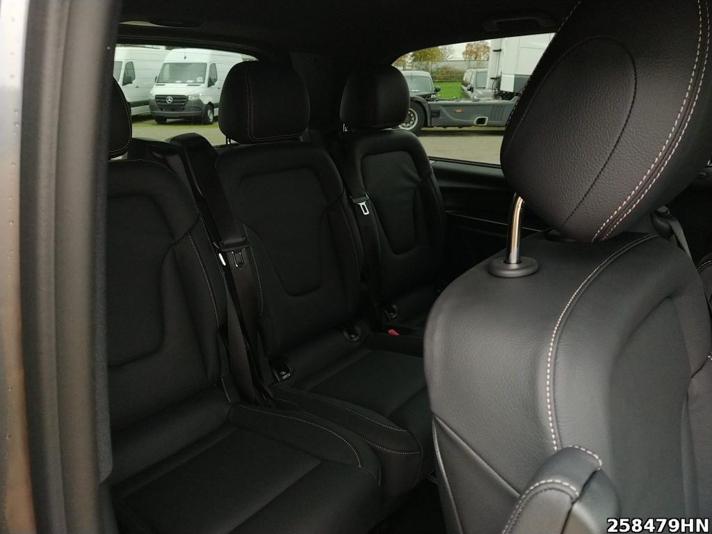 Mercedes-Benz EQV 2023