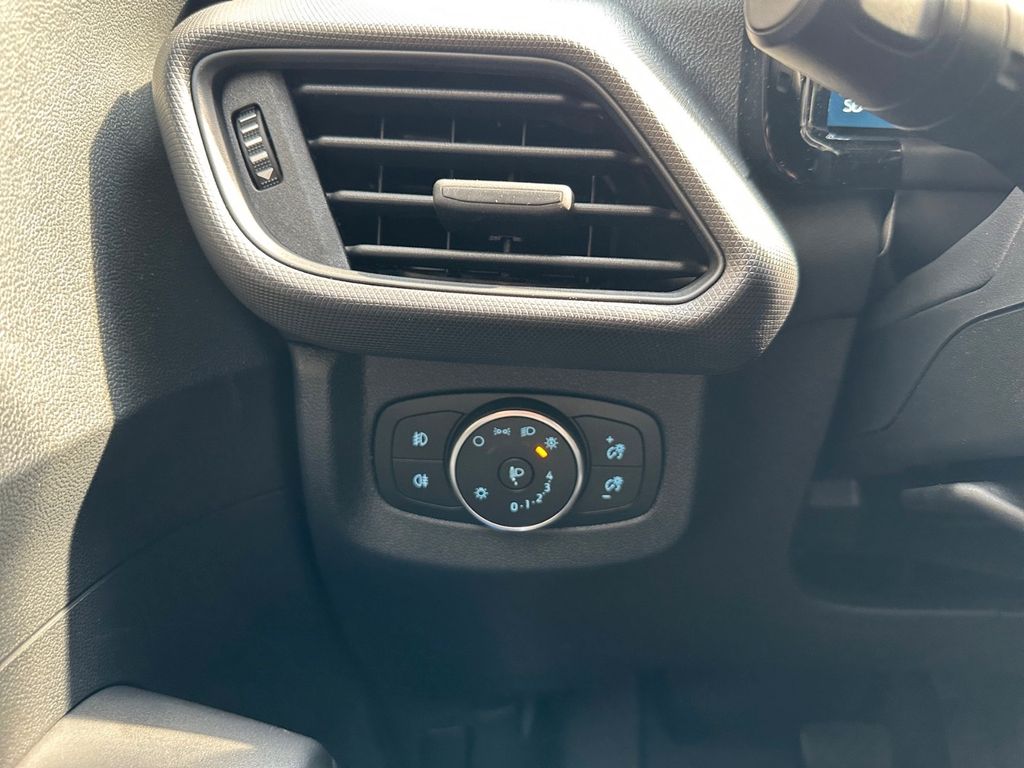 Ford Transit Courier 2025