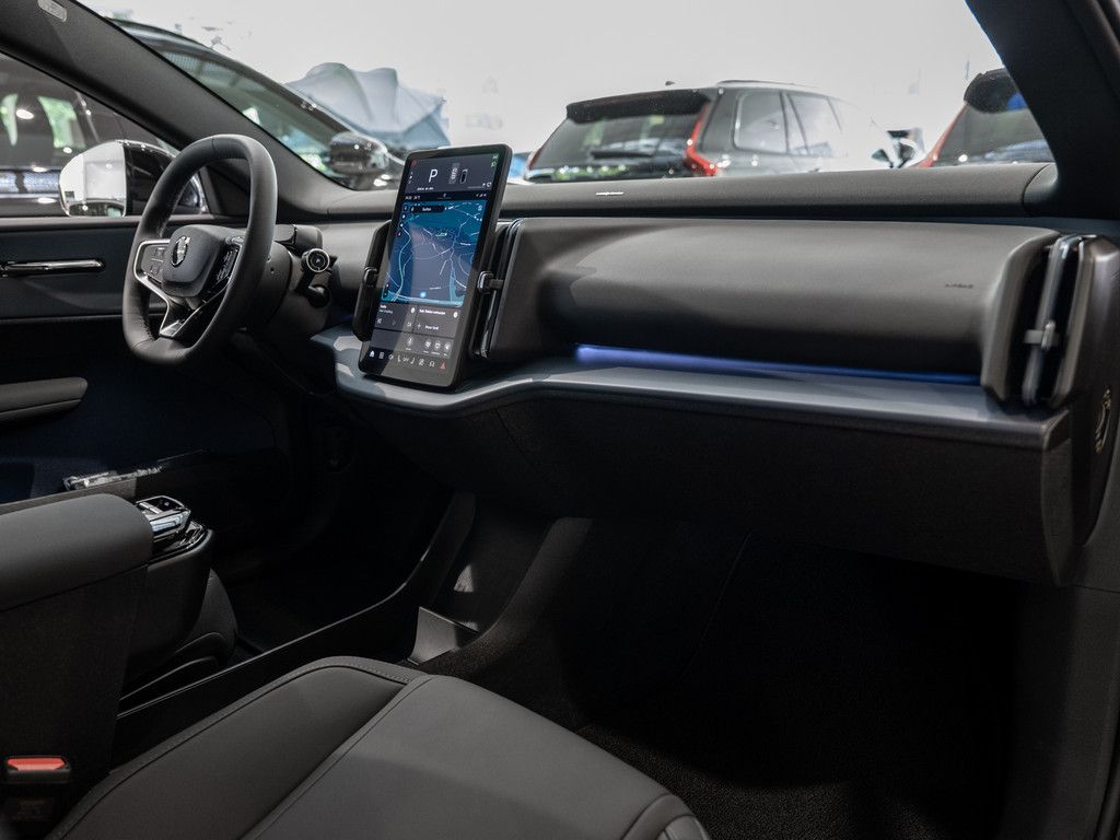 Volvo EX30