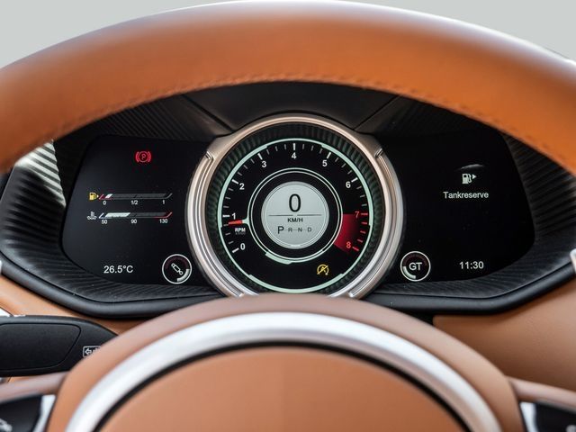 Aston Martin DB11 2023