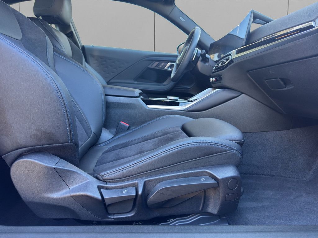 BMW 218 2024