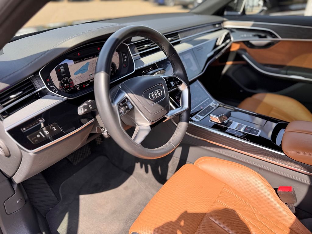 Audi A8 2022