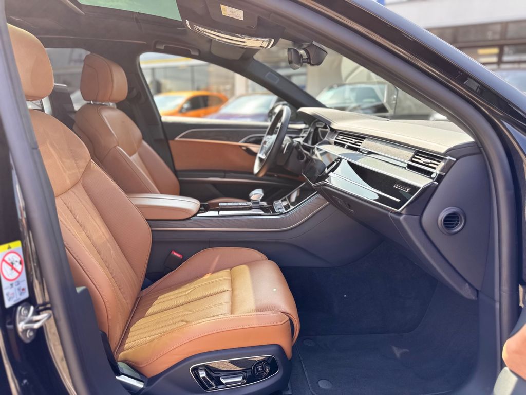 Audi A8 2022