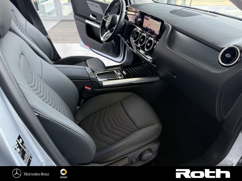 Mercedes-Benz B 200 2024