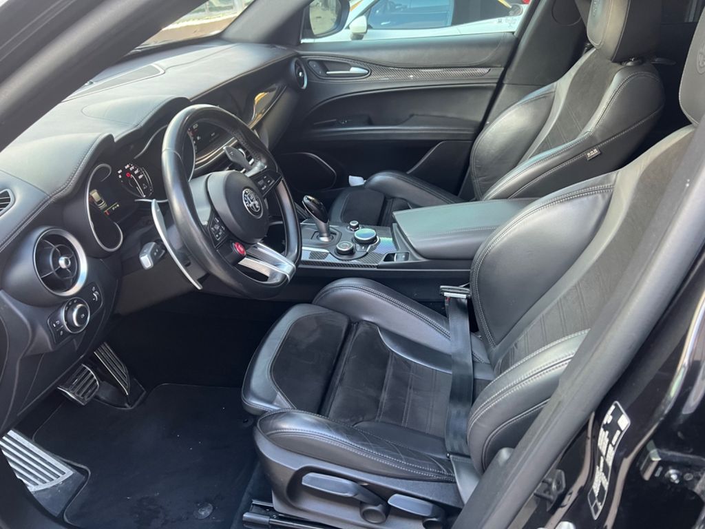 Alfa Romeo Stelvio 2019