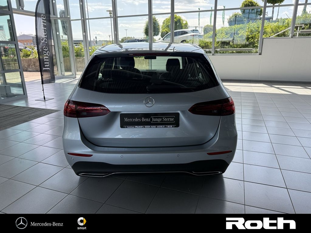 Mercedes-Benz B 200 2024