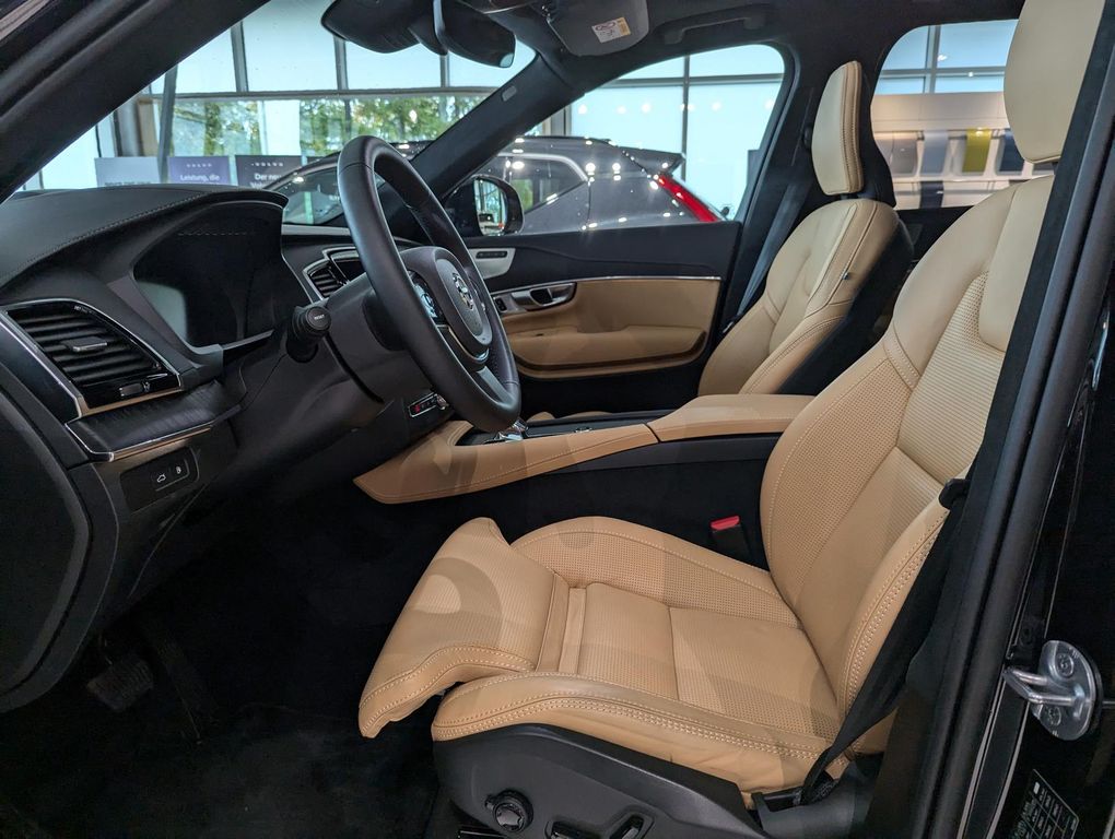 Volvo XC90 2023