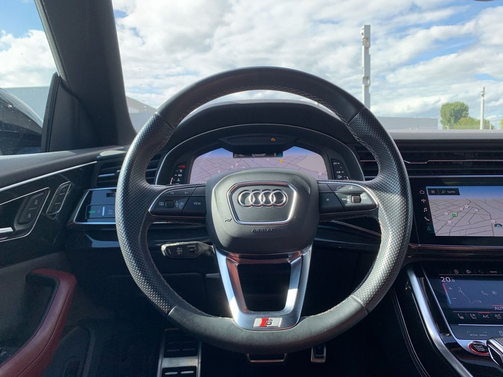 Audi SQ8 2021