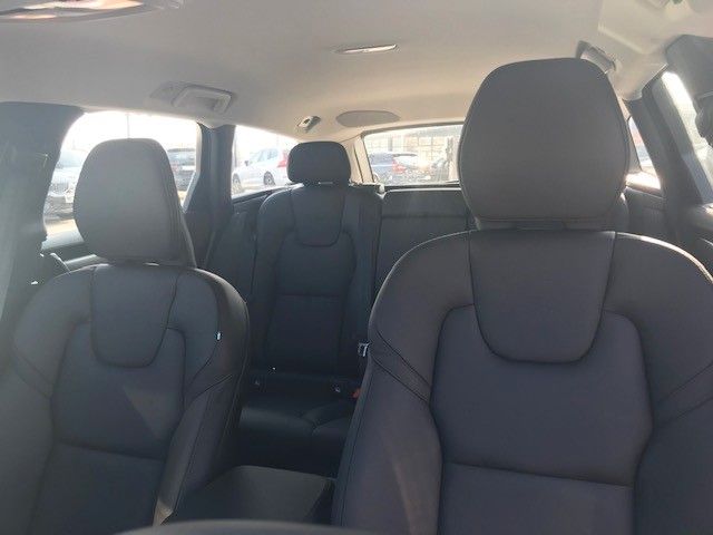 Volvo V90 2023