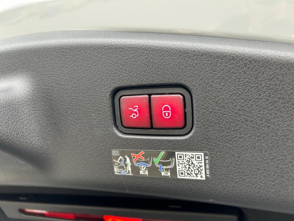 Mercedes-Benz CLE 200 2024