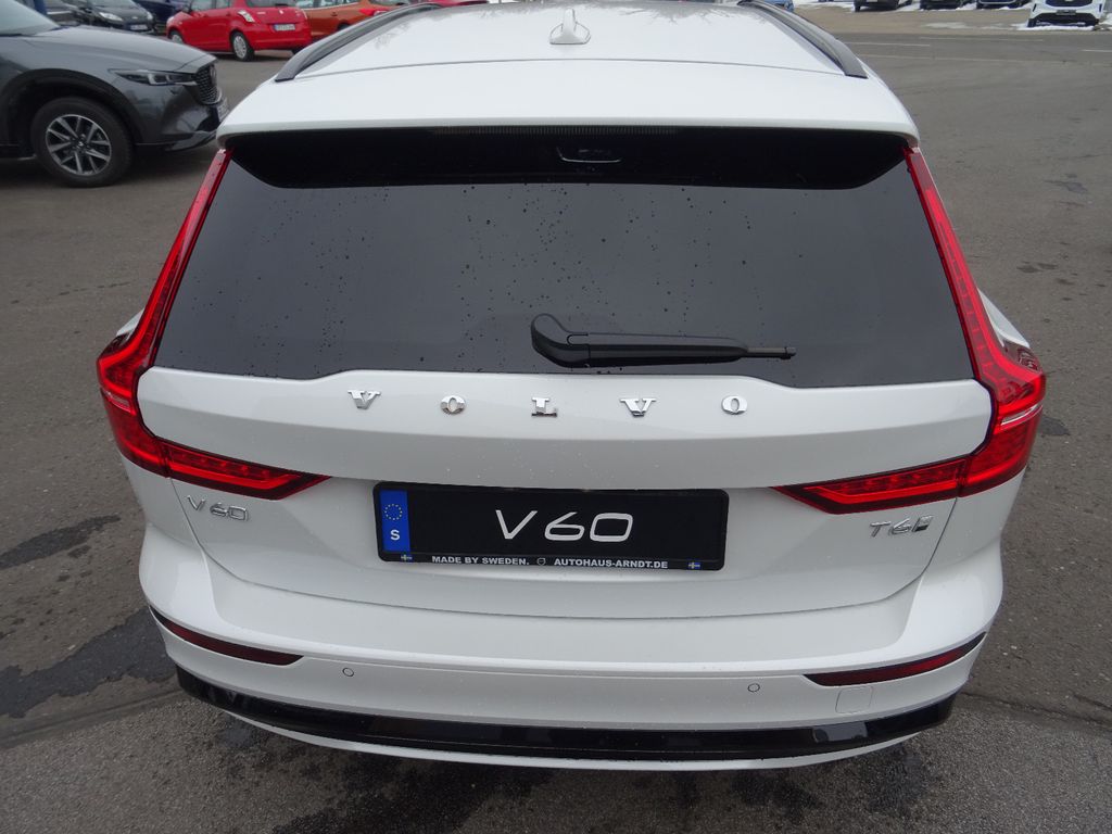 Volvo V60 2024