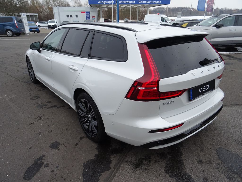 Volvo V60 2024