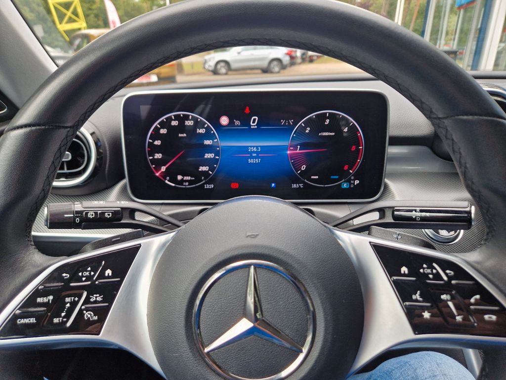 Mercedes-Benz C 220 2024