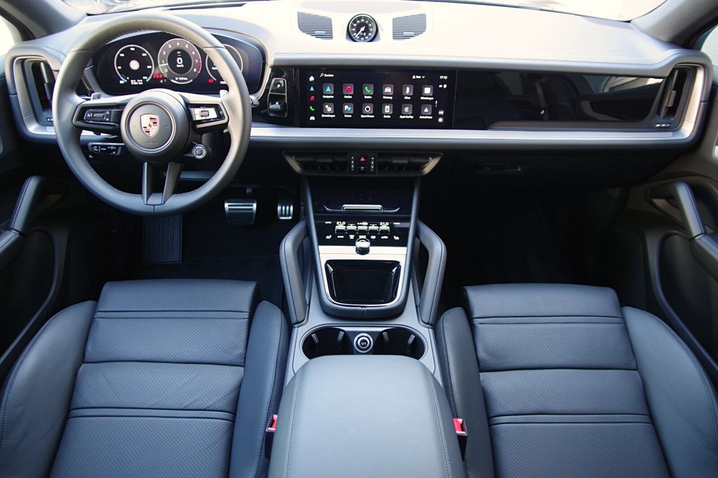 Porsche Cayenne 2025