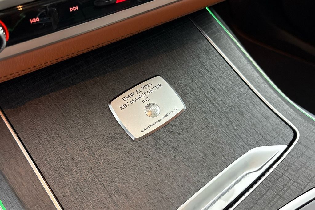 ALPINA XB7