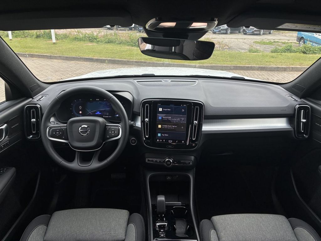 Volvo XC40 2024