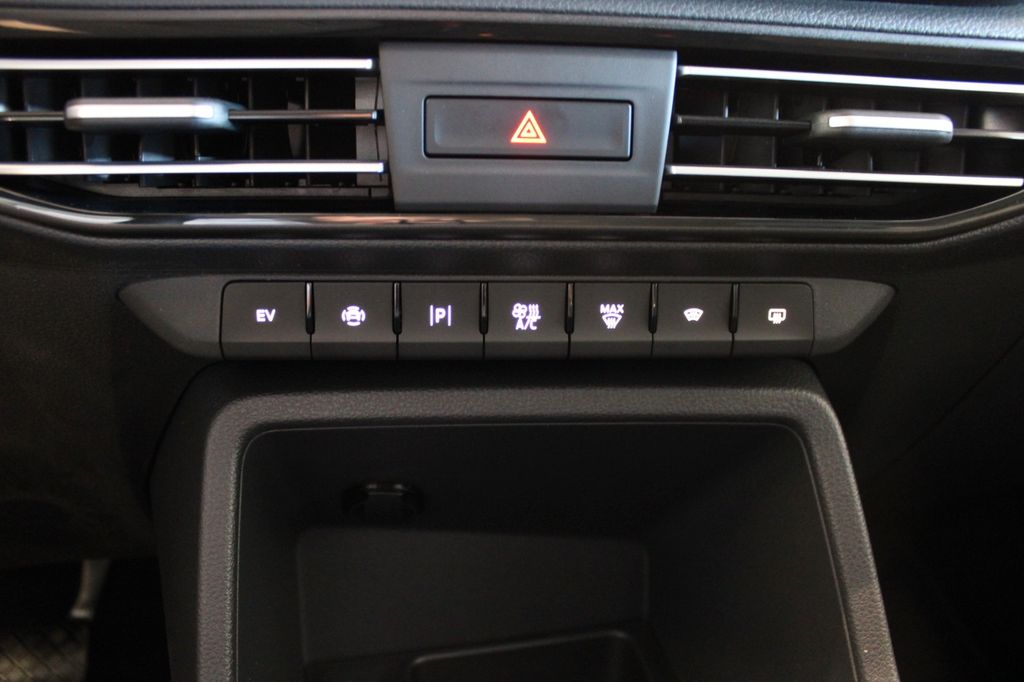 Ford Tourneo Connect 2025