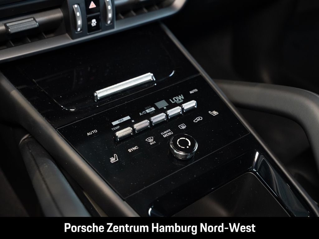 Porsche Cayenne 2025