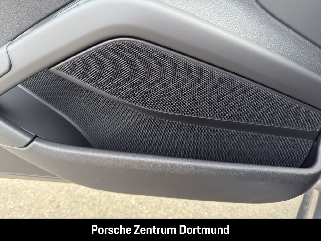 Porsche Boxster 2024