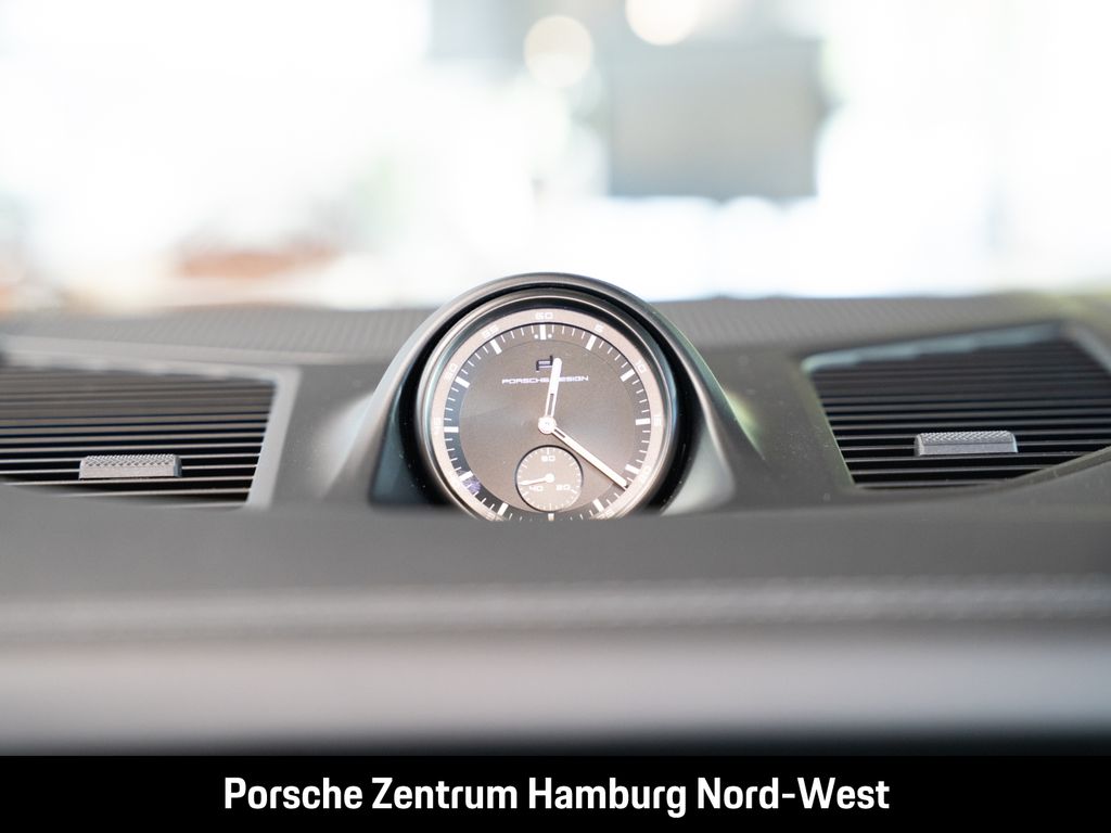 Porsche Cayenne 2025