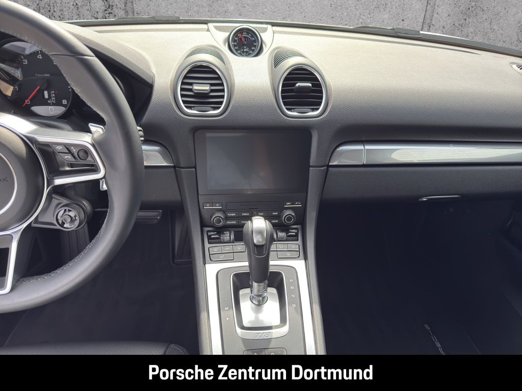 Porsche Boxster 2024