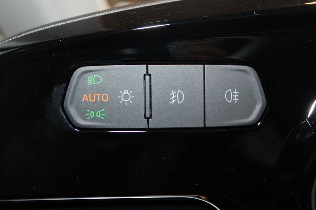 Ford Tourneo Connect 2025