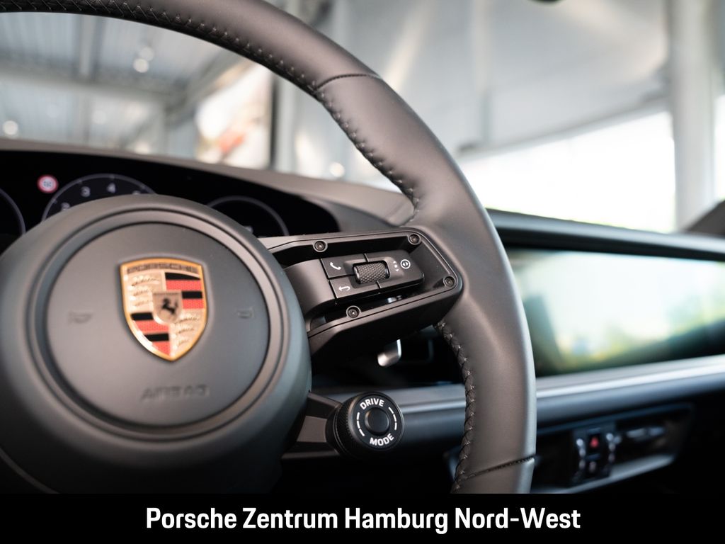 Porsche Cayenne 2025