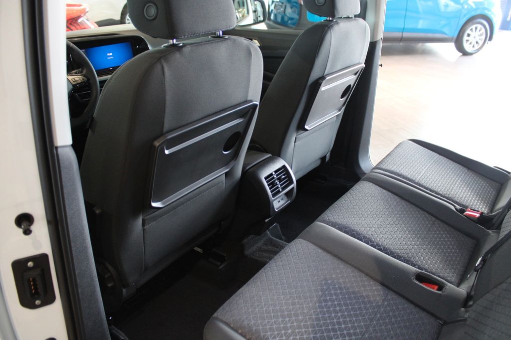 Ford Tourneo Connect 2025