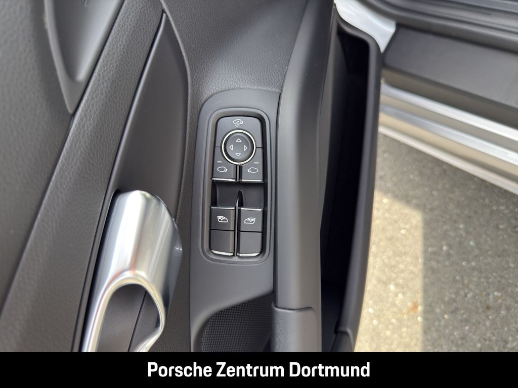 Porsche Boxster 2024