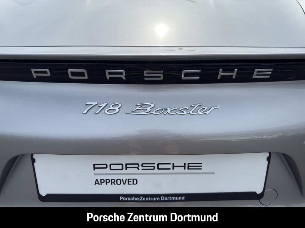 Porsche Boxster 2024