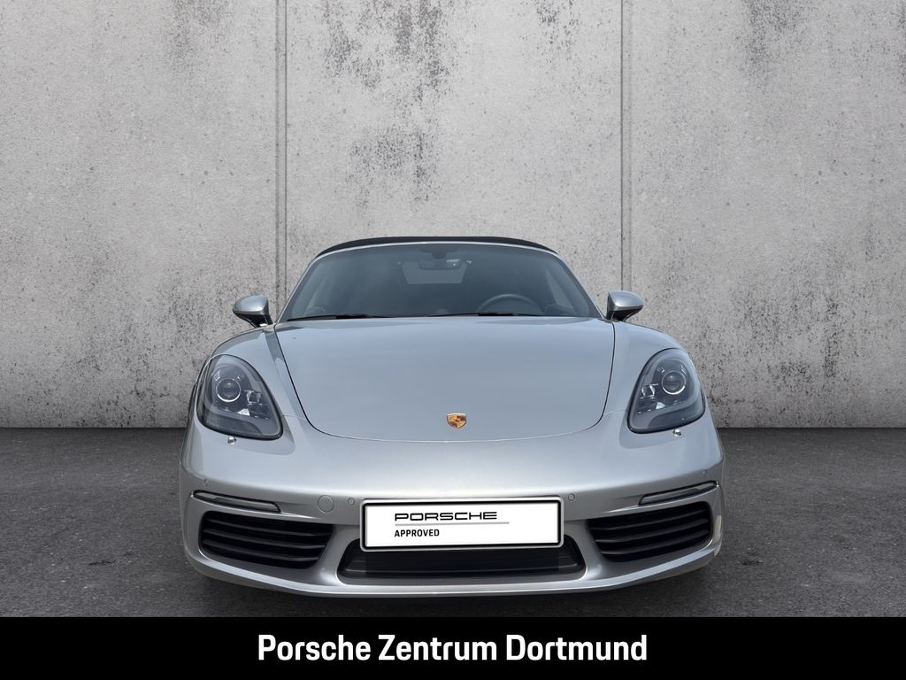 Porsche Boxster 2024