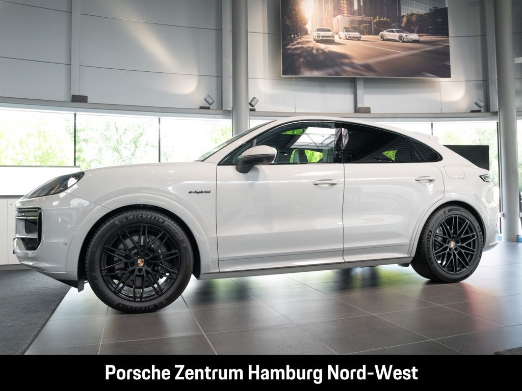 Porsche Cayenne 2025