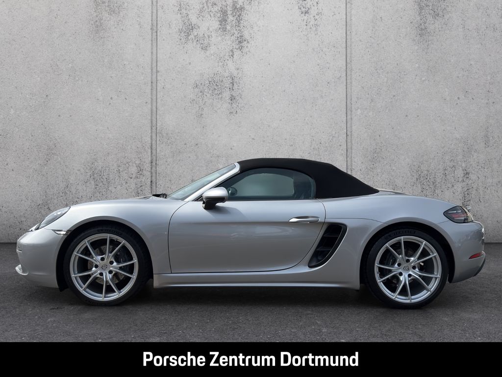 Porsche Boxster 2024