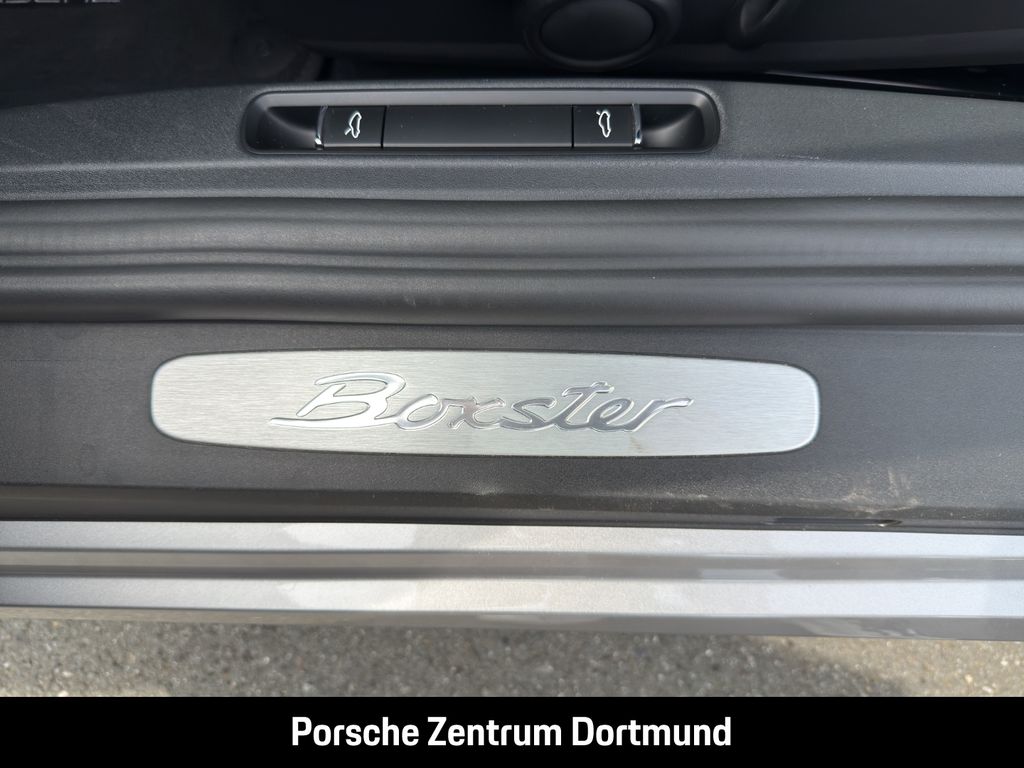 Porsche Boxster 2024