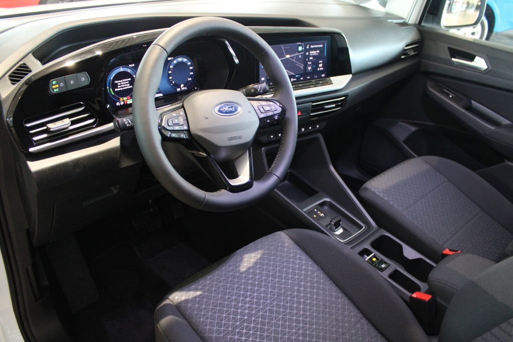 Ford Tourneo Connect 2025