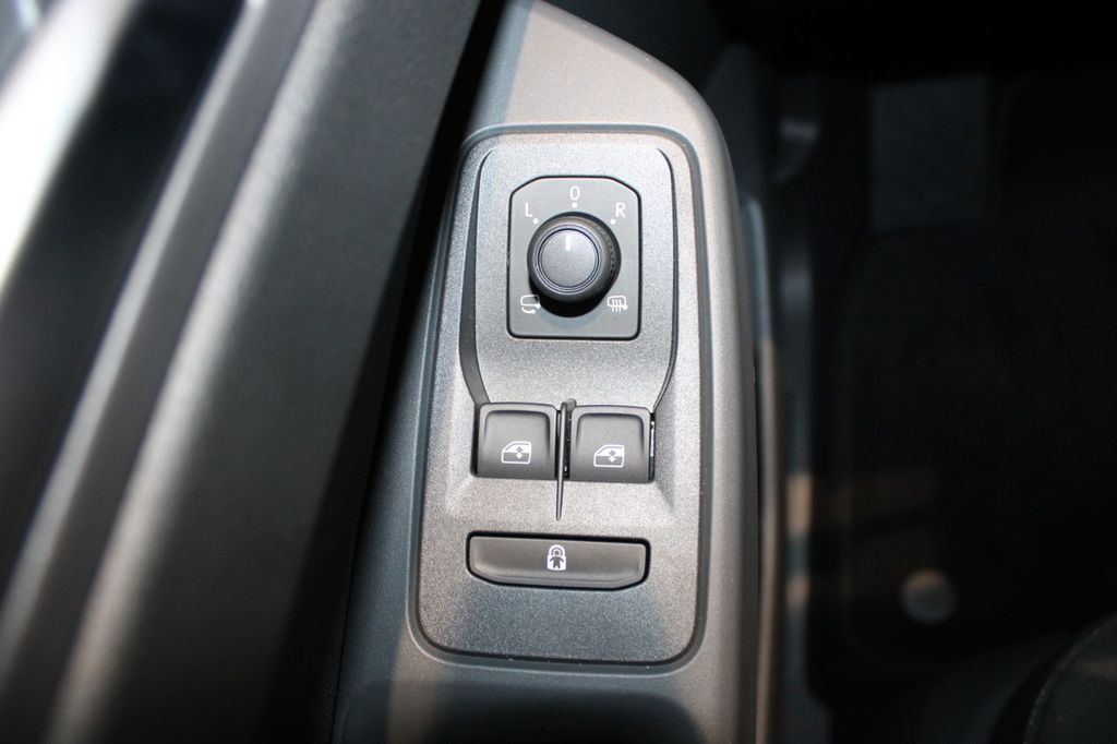 Ford Tourneo Connect 2025