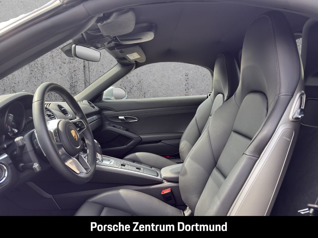 Porsche Boxster 2024