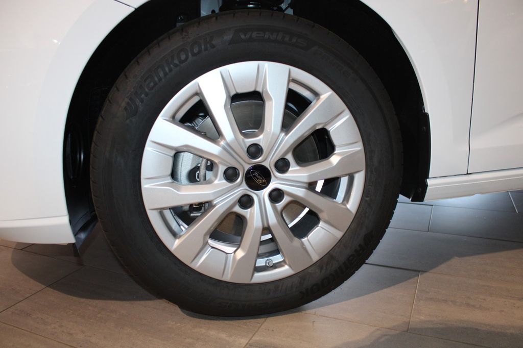 Ford Tourneo Connect 2025