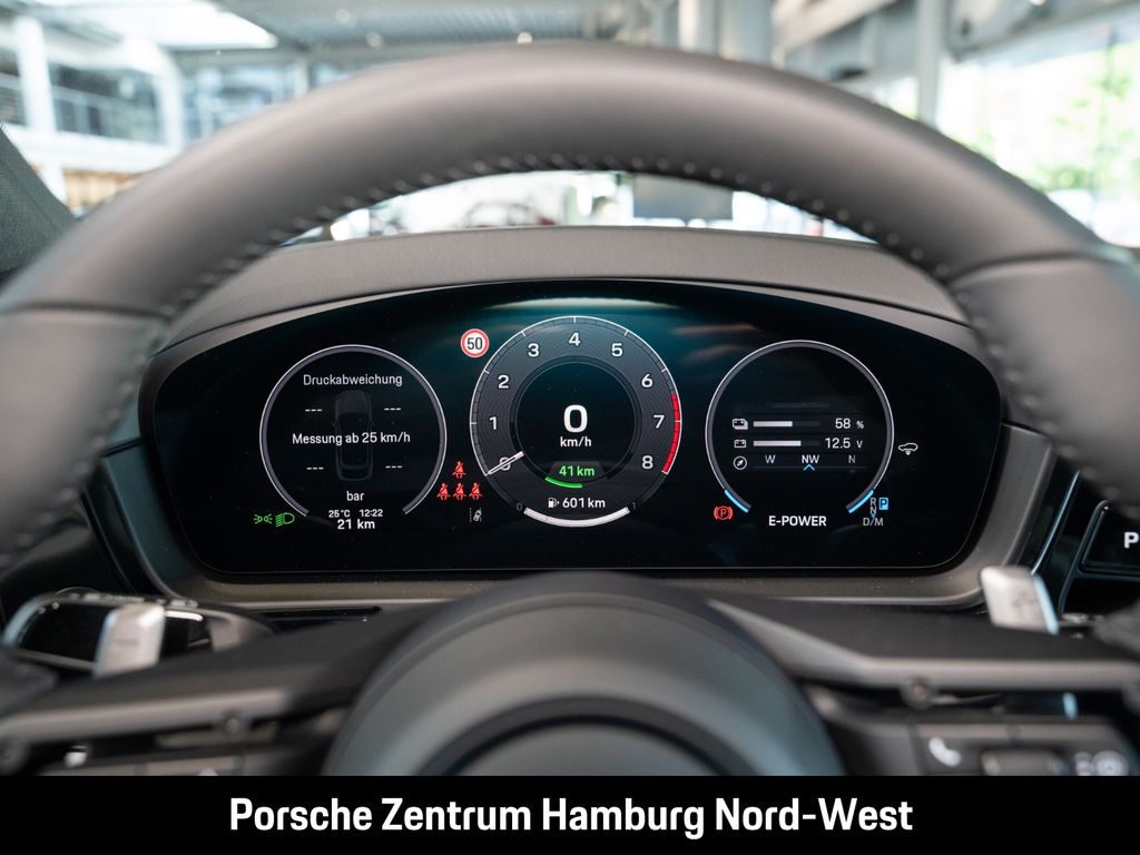 Porsche Cayenne 2025