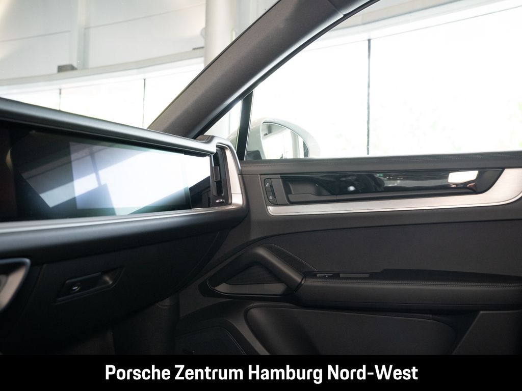 Porsche Cayenne 2025