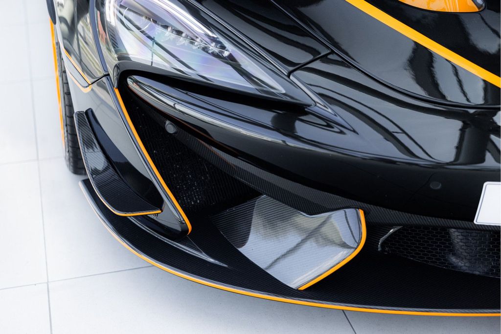 McLaren 620R 2020