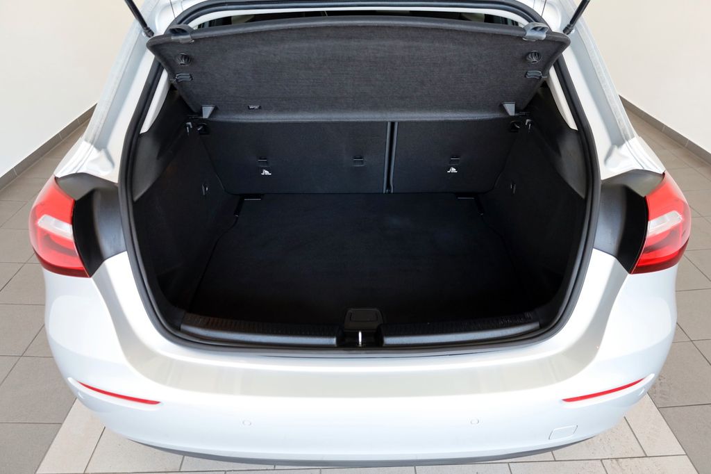 Mercedes-Benz A 200 2021