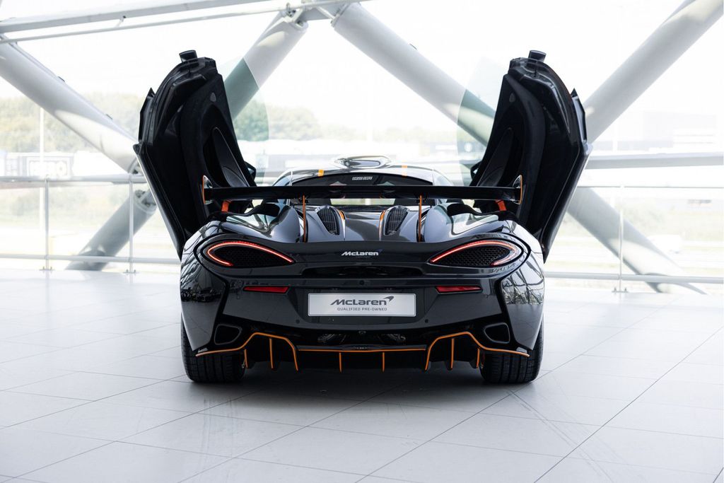 McLaren 620R 2020