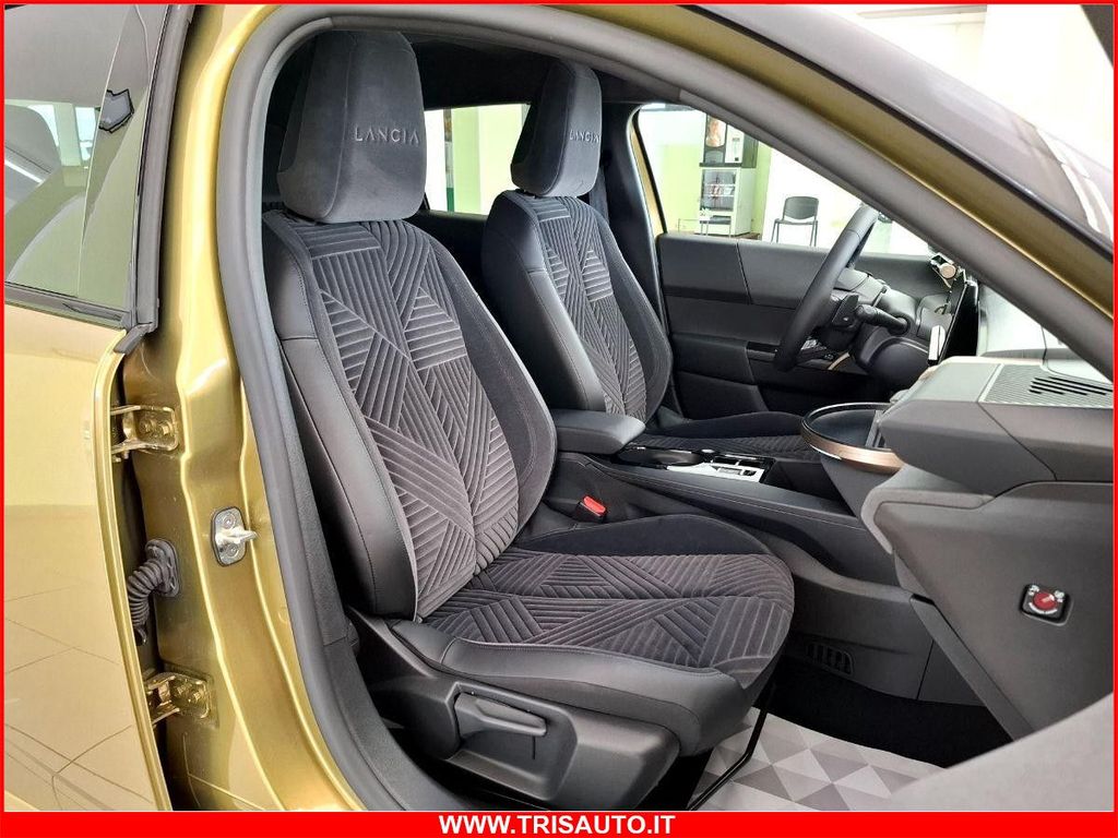 Lancia Ypsilon 2024